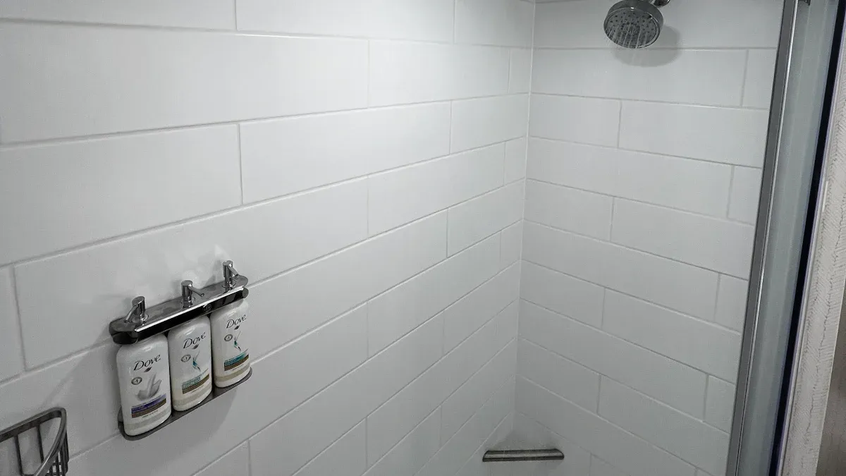 যেখানে জলরোধী রৈখিক আলো সবচেয়ে বেশি ইনস্টল করা হয়